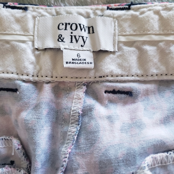Crown and Ivy shorts - Picture 3 of 5